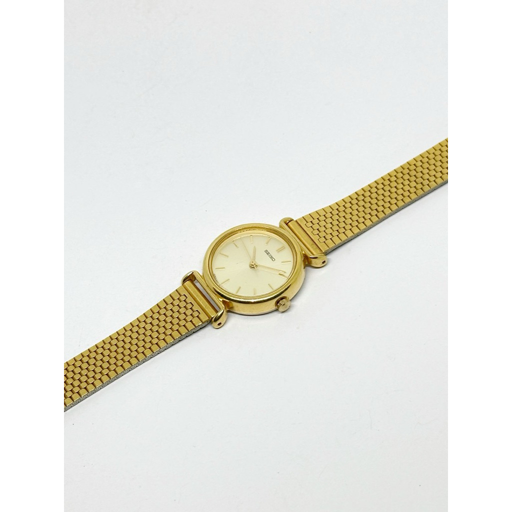 Jam Tangan Wanita Seiko Gold Tone