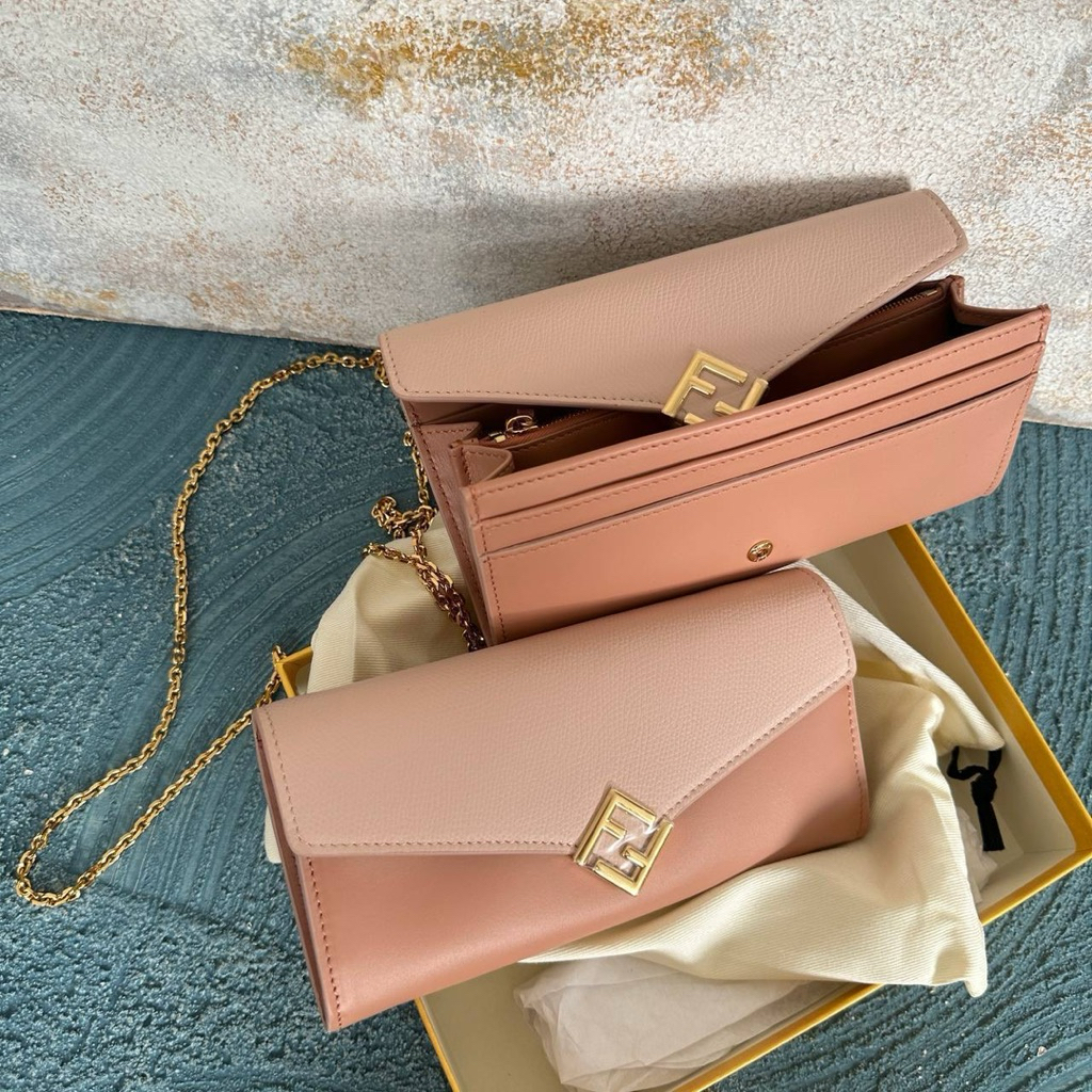 FENDI DIAMOND WALLET ON CHAIN WOC PINK