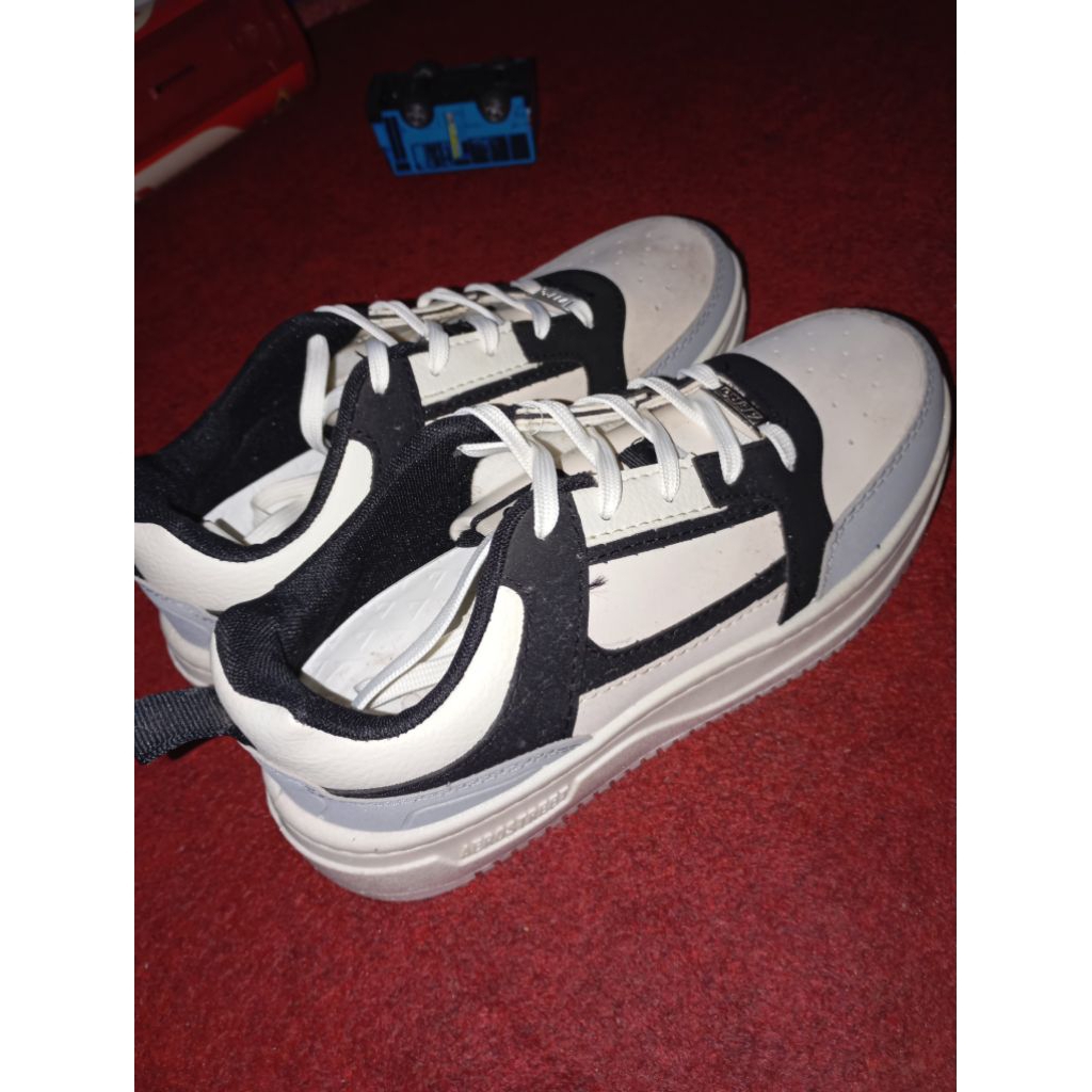 Preloved Sepatu Aerostreet