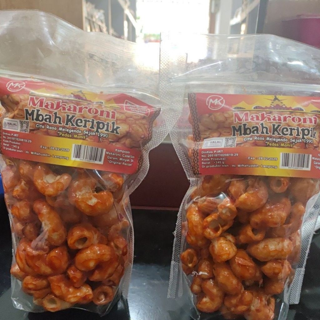 

TERMURAH TERENAK MAKARONI PEDAS MBAH KERIPIK ASLI LAMPUNG