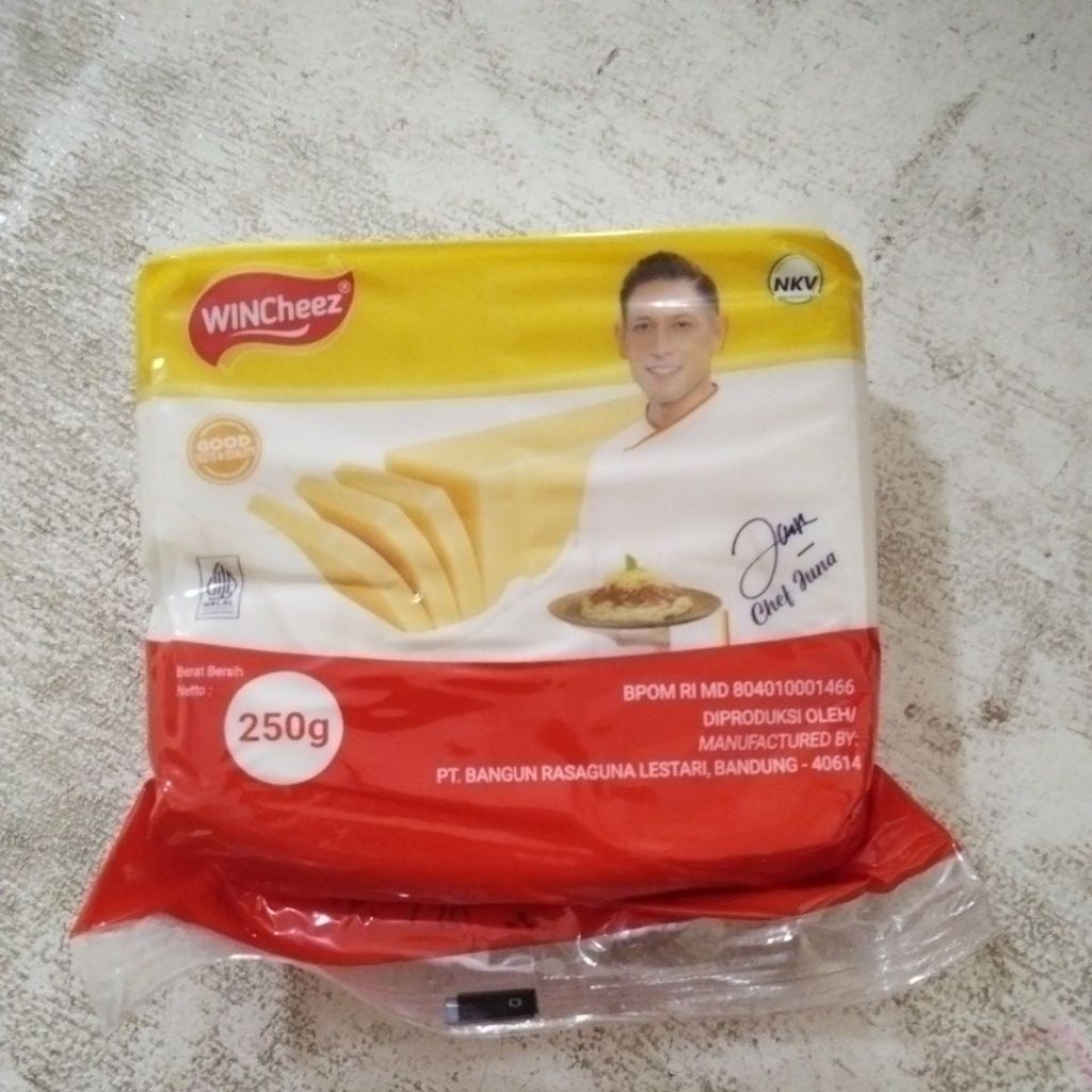 

Wincheez Keju Cheddar Olahan 250g