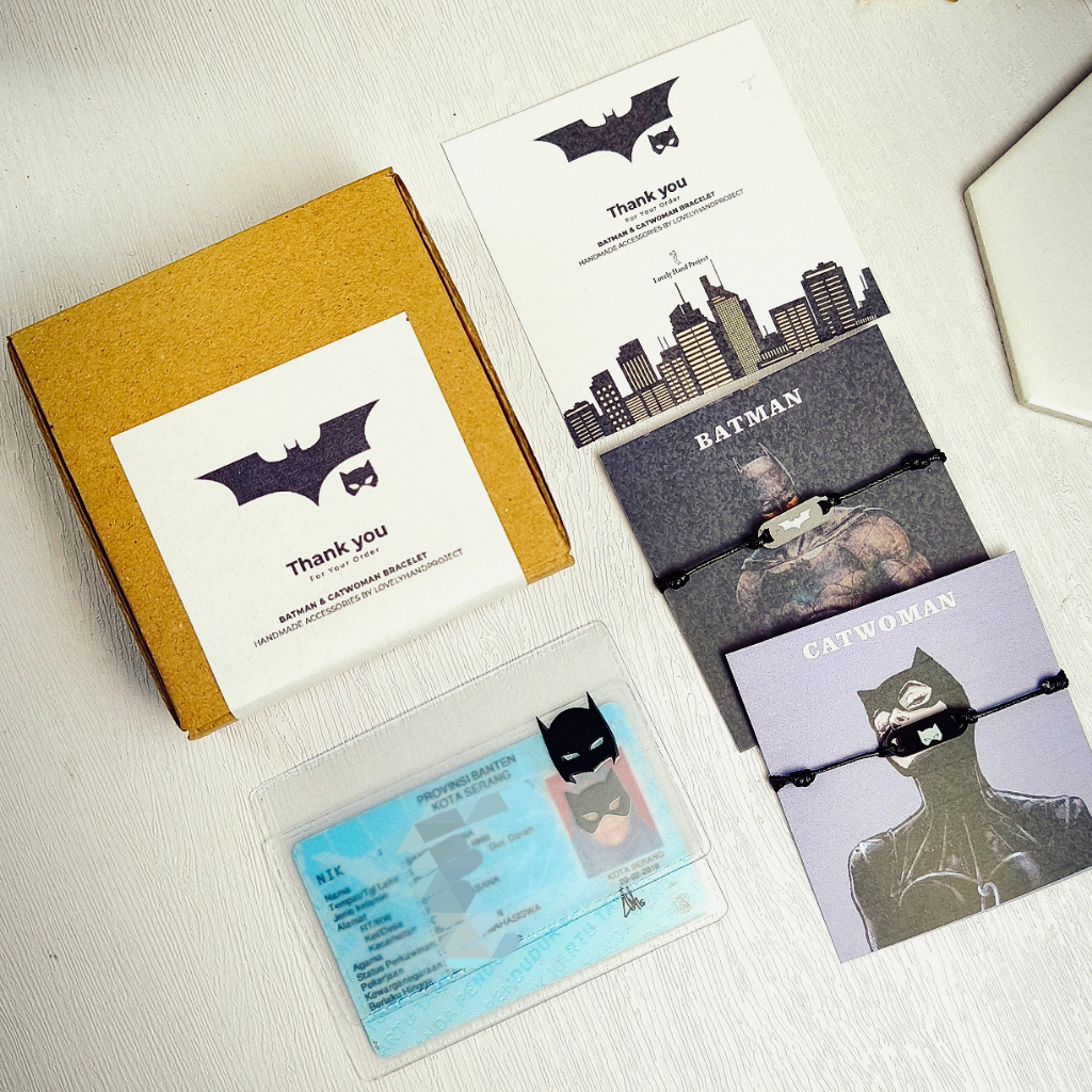 Gelang Couple Batman Catwoman Special Edition Adjustable Free Cover KTP Free Box Tali Waterproof