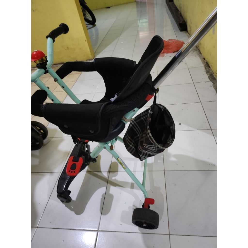 SEPEDA STROLLER RODA 3