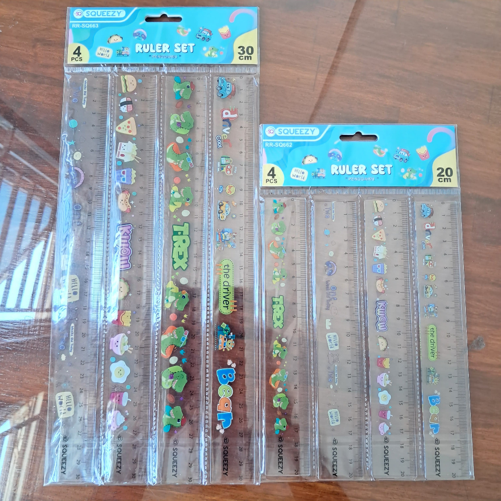 

1 Set isi 4 Pcs Penggaris SQUEEZY Panjang 30 CM & Pendek 20 CM