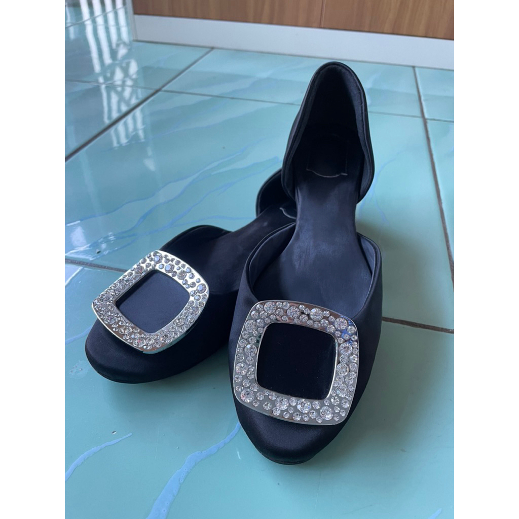 Roger Vivier black women shoes