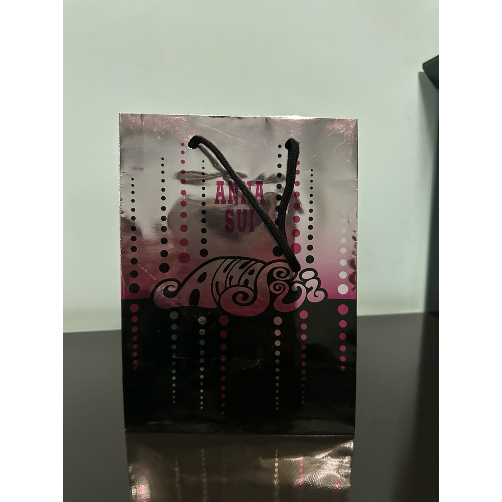

paperbag anna sui