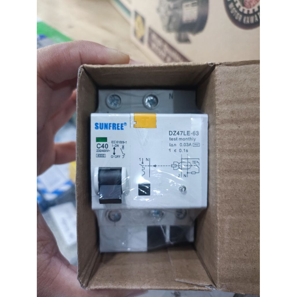 ANTIKONTAK ELCB RCBO SUNFREE 40A DILENGKAPI LED INDIKATOR