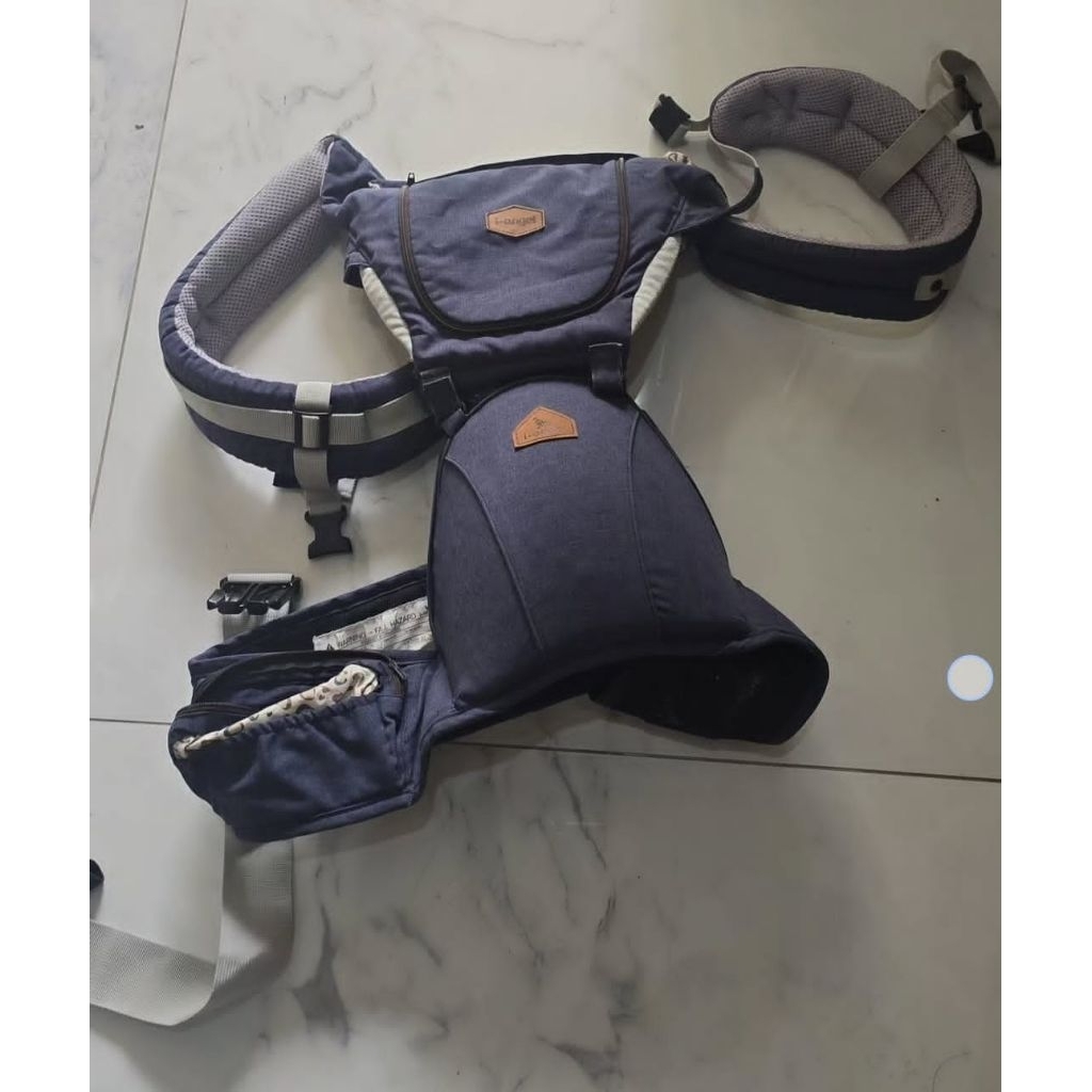 preloved hipseat i angel