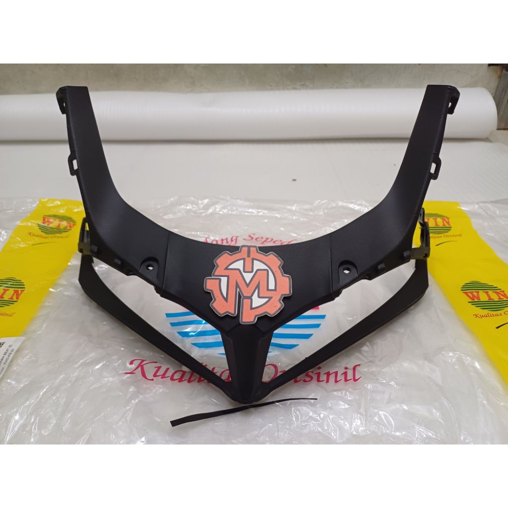 garnish lampu k2v garnis tengah dudukan lampu depan honda vario led 125 new k2v gen2 2022 2023 2024 