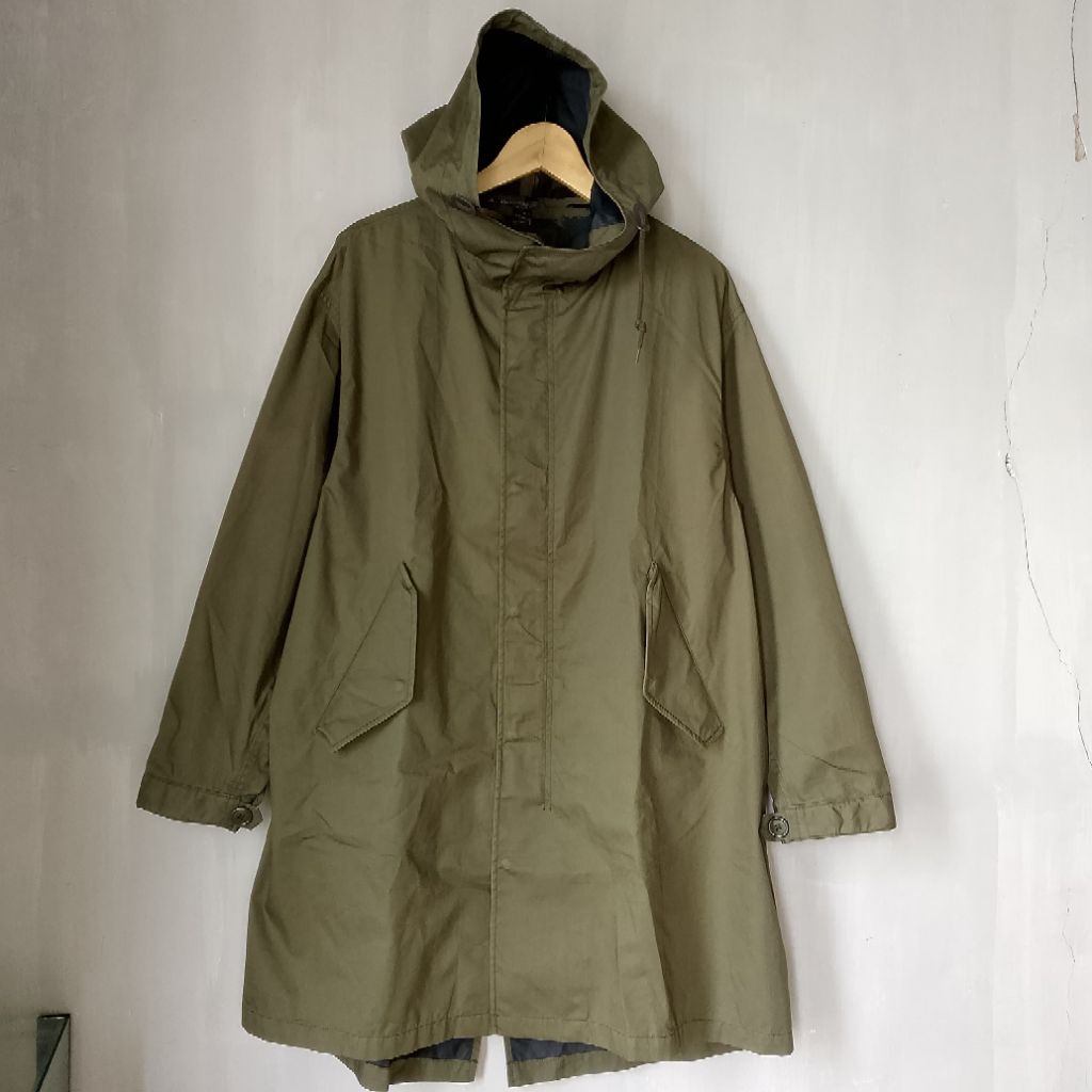 uniqlo blocktech fishtail parka army