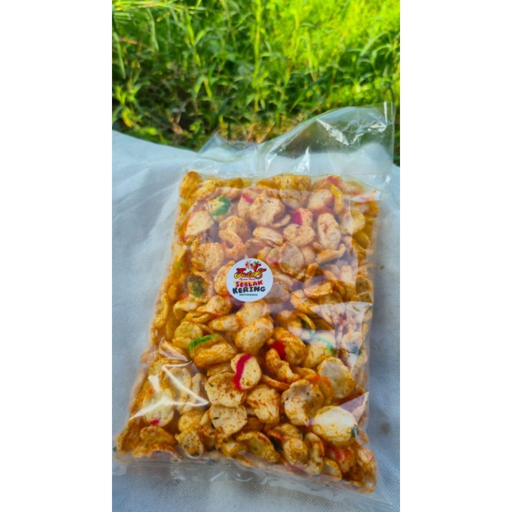 

Jajanan pedas seblak bantet daun jeruk 500gram