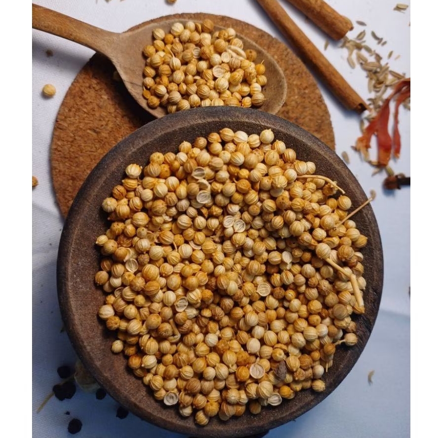 

Ketumbar Kuning Utuh Asli 100gr/ Bumbu masak / rempah-rempah / Ketumbar