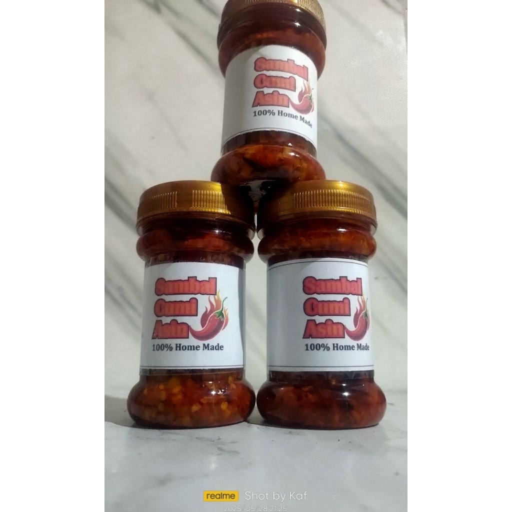 

Sambal Cumi 100% Home Made