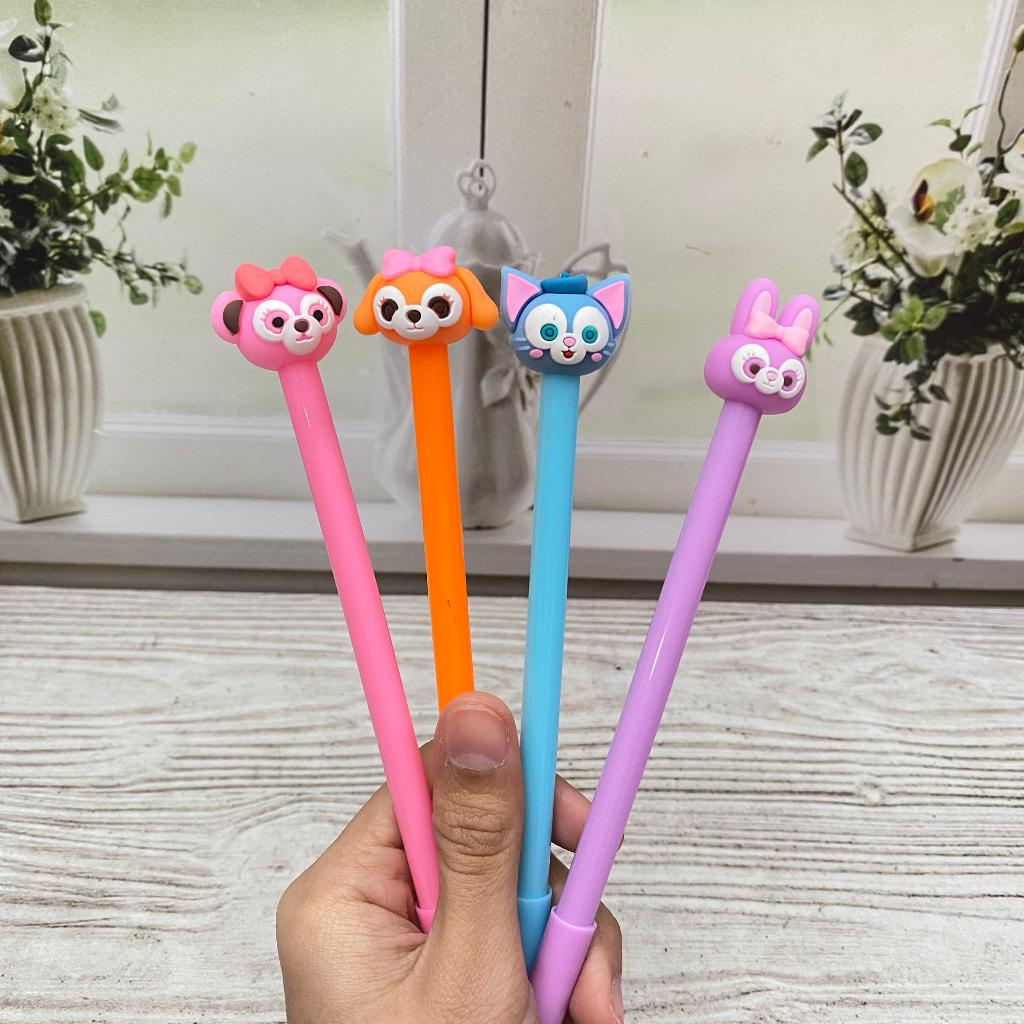 

Pulpen Gel Tinta Hitam / Bolpen Karkater Duffy Cat PGK-1899 Perlengkapan Alat Tulis Sekolah Kantor Harga Satuan Bisa cod Tersedia Banyak Varian Bisa Cod