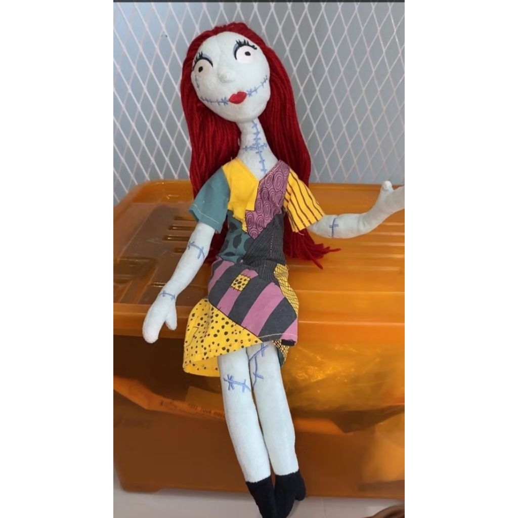 Boneka Sally Nightmare tinggi