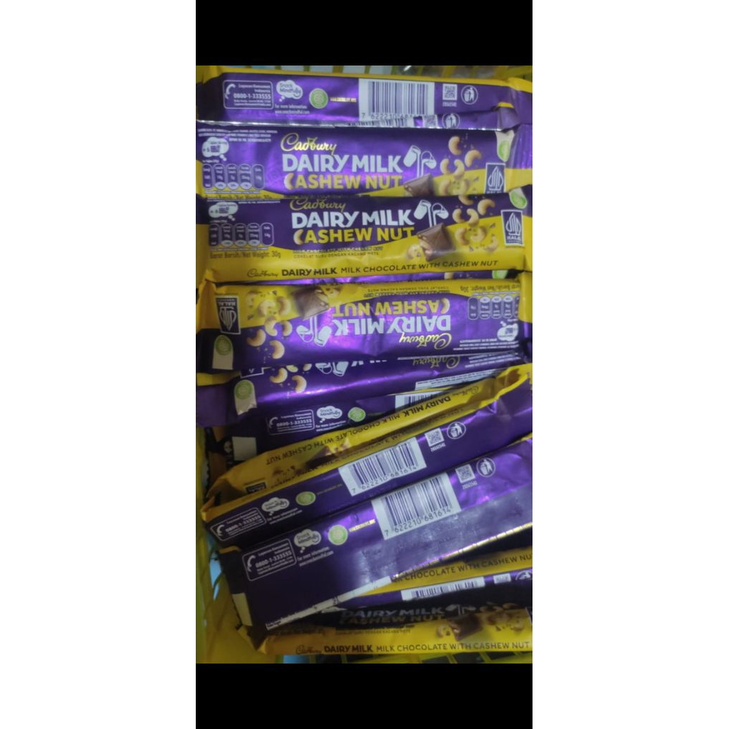 

cadbury 30gr isi 3 minus patah²