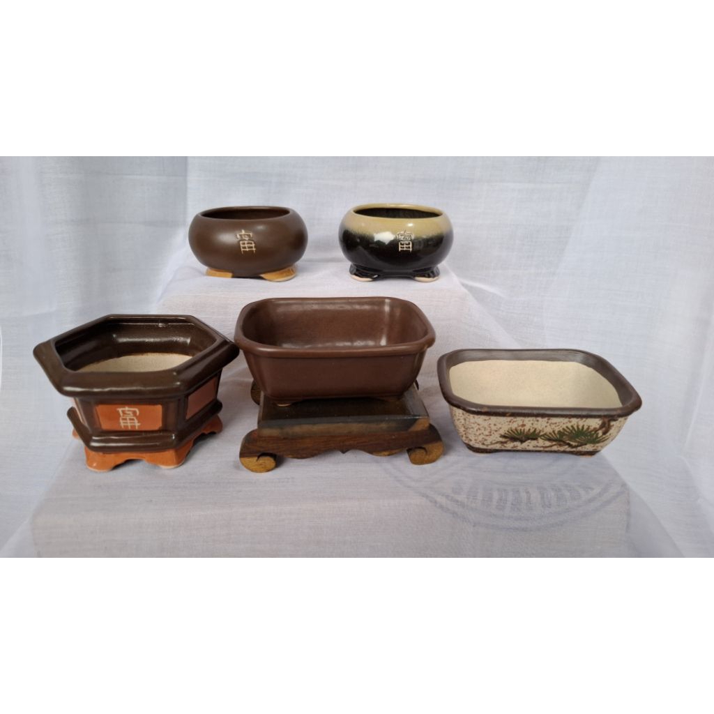 POT BONSAI KERAMIK DAN MEJA BONSAI CANTIK