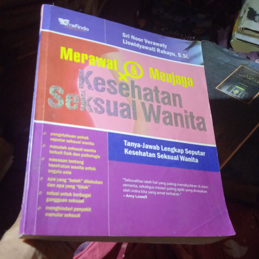 buku Merawat & Menjaga Kesehatan Seksual Wanita, buku original lebar