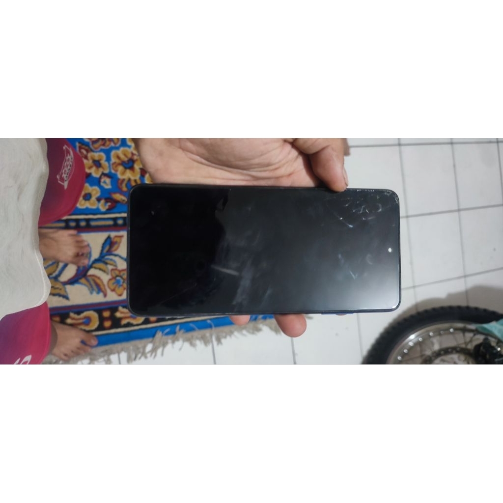 lcd poco x3pro/x3nfc original minus kaca retak