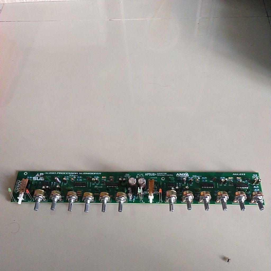 Kit audio processor plus subwofer
