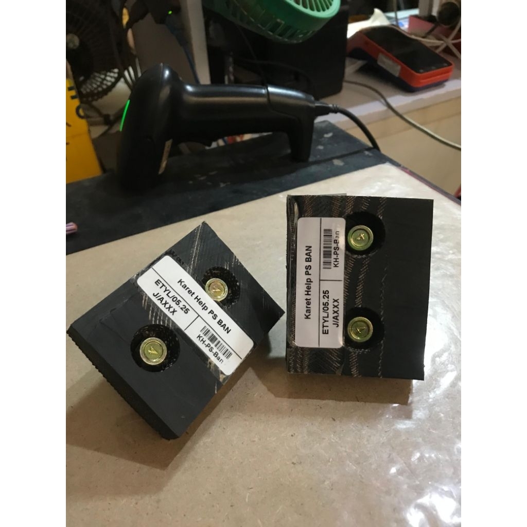 karet help + baut ps100 ps120 ps135 ragasa canter ban bekas