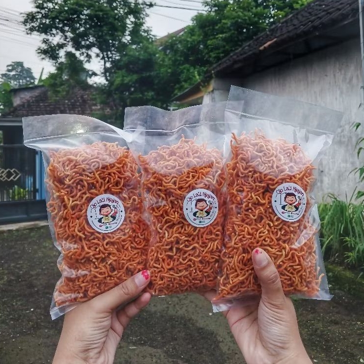 

500 Gr - Mie Kremes pedas asin gurih