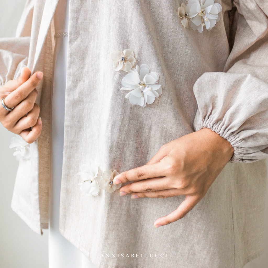 [Sample SALE] ANNISA BELLUCCI Jasmine Linen Outer Jacket - Beige
