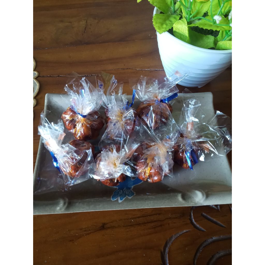 

Kacang balado pedas manis isi 15