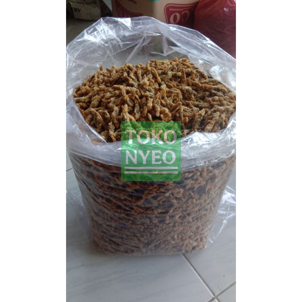 

Grinting Lorjuk Kerang Bambu Goreng Oleh oleh Khas Pantai Kenjeran Surabaya Kemasan 250 gram Asli Alami Tanpa Tepung Keripik TOKO NYEO Snack Food Kerupuk Kering Kentang Pedas