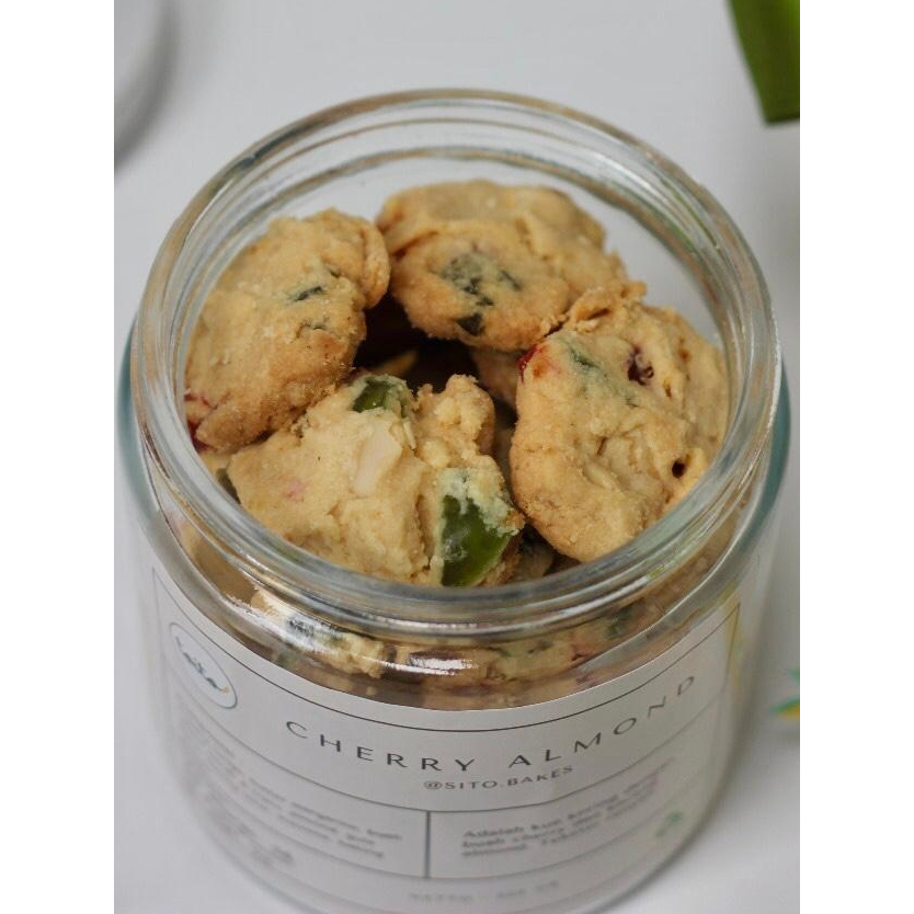 

TOITO - Kukis Cherry Almond