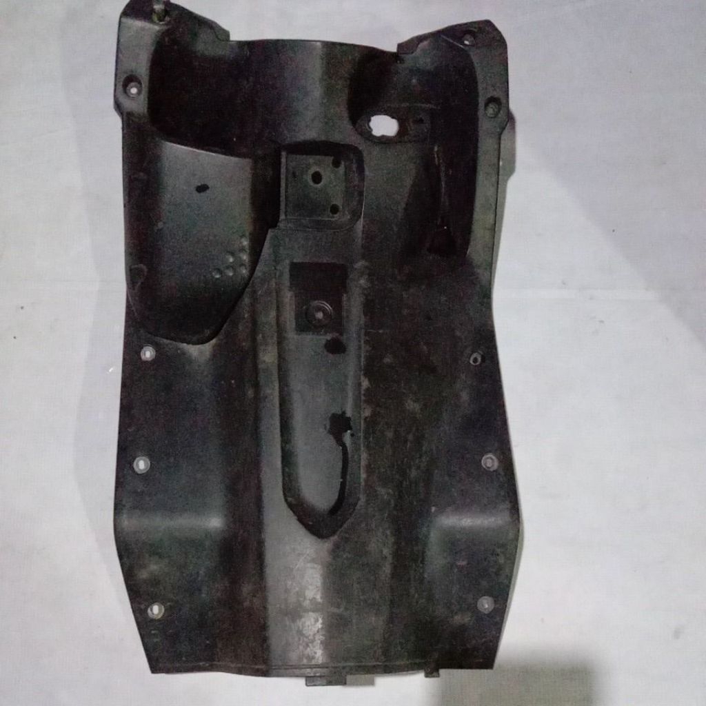 JUAL DASBOR LEGSHIELD LEKSIL COVER KONTA YAMAHA MIO GEAR 125 B3W F8312 00