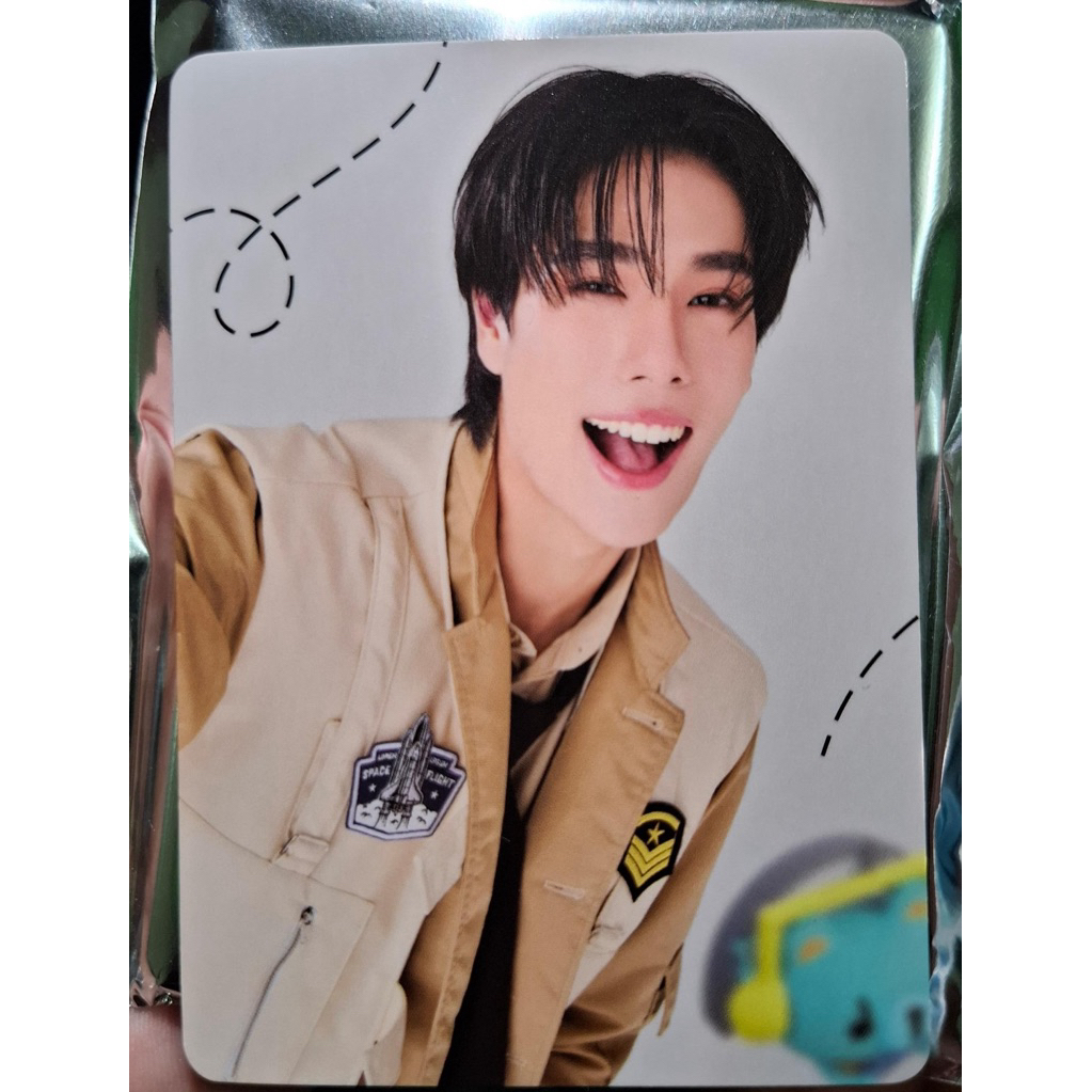 BOOK PHUWIN (SPLIT PAY)READY INA CC RANDOM CARD LOL FANFEST 2025 OFFICIAL GMMTV