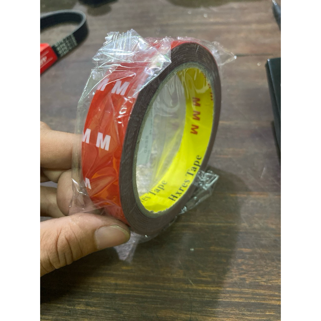 

LEM DOUBEL TAPE MMM