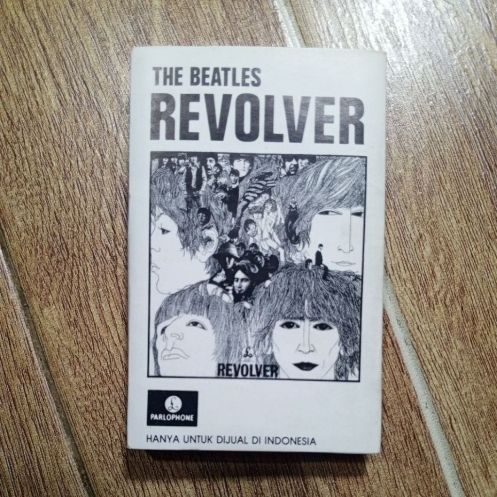 kaset pita, kaset tip, lawas, THE BEATLES, REVOL ver, kondisi baik, used seken bekas preloved origin