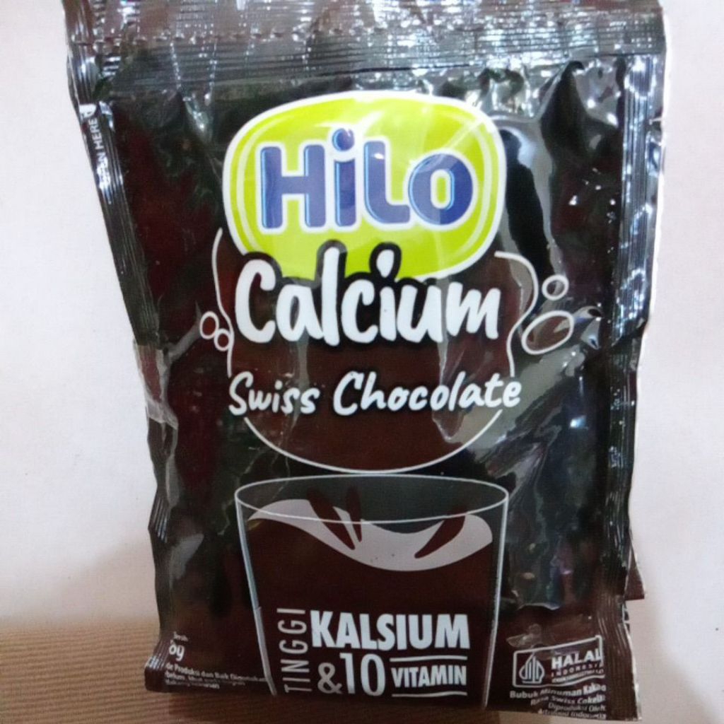 

Hilo Calcium Swiss Chocolate Renteng Isi 10 Sachet 28gr