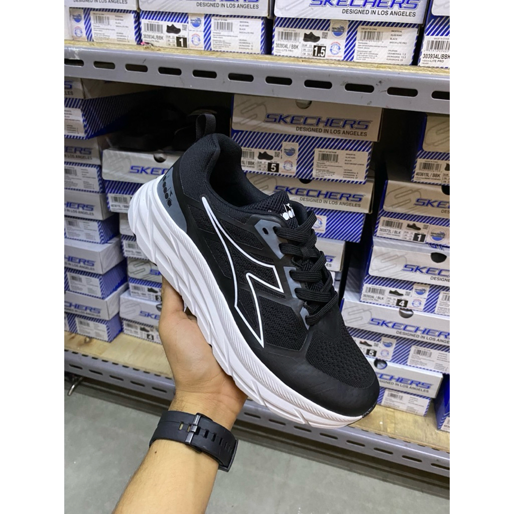 Sepatu lari pria Diadora original/ Diadora najaf mens running shoes black