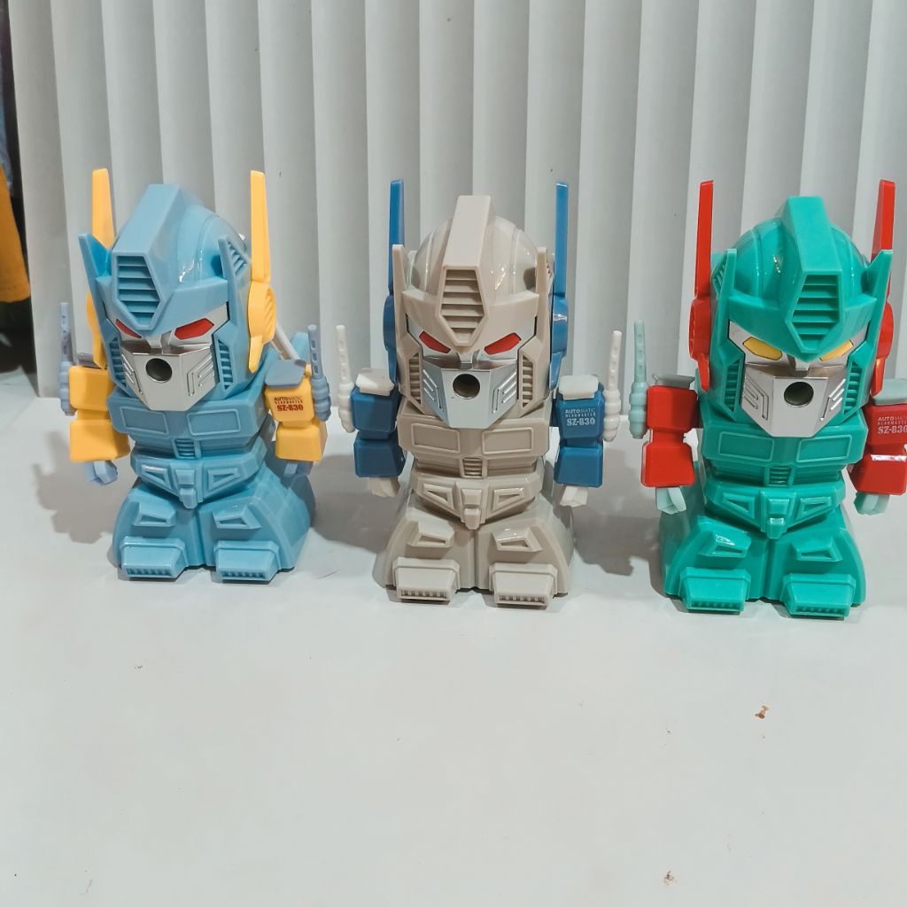 

RAUTAN/ONGOTAN PENSIL PUTAR MODEL ROBOT