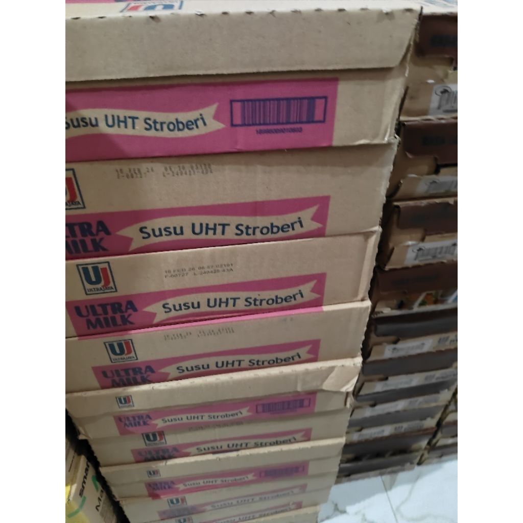 

UHT ULTRA 125 ML ( 1 KARTON) ISI 40 PCS