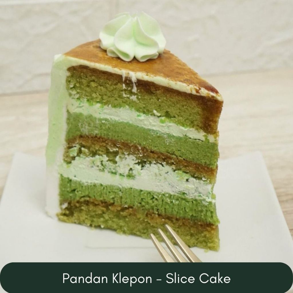 

kue vegan- vegan slice cake- kue slice - kue pandan klepon- kue vegetarian - kue plant based
