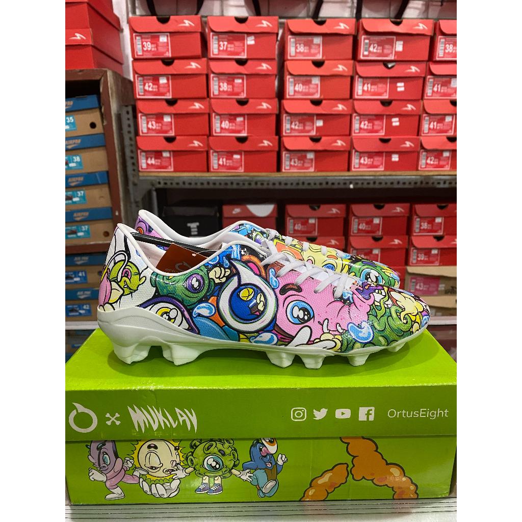 SEPATU BOLA ORTUSEIGHT CATALYST CURE X MUKLAY FG - WHITE/DIVERSITY