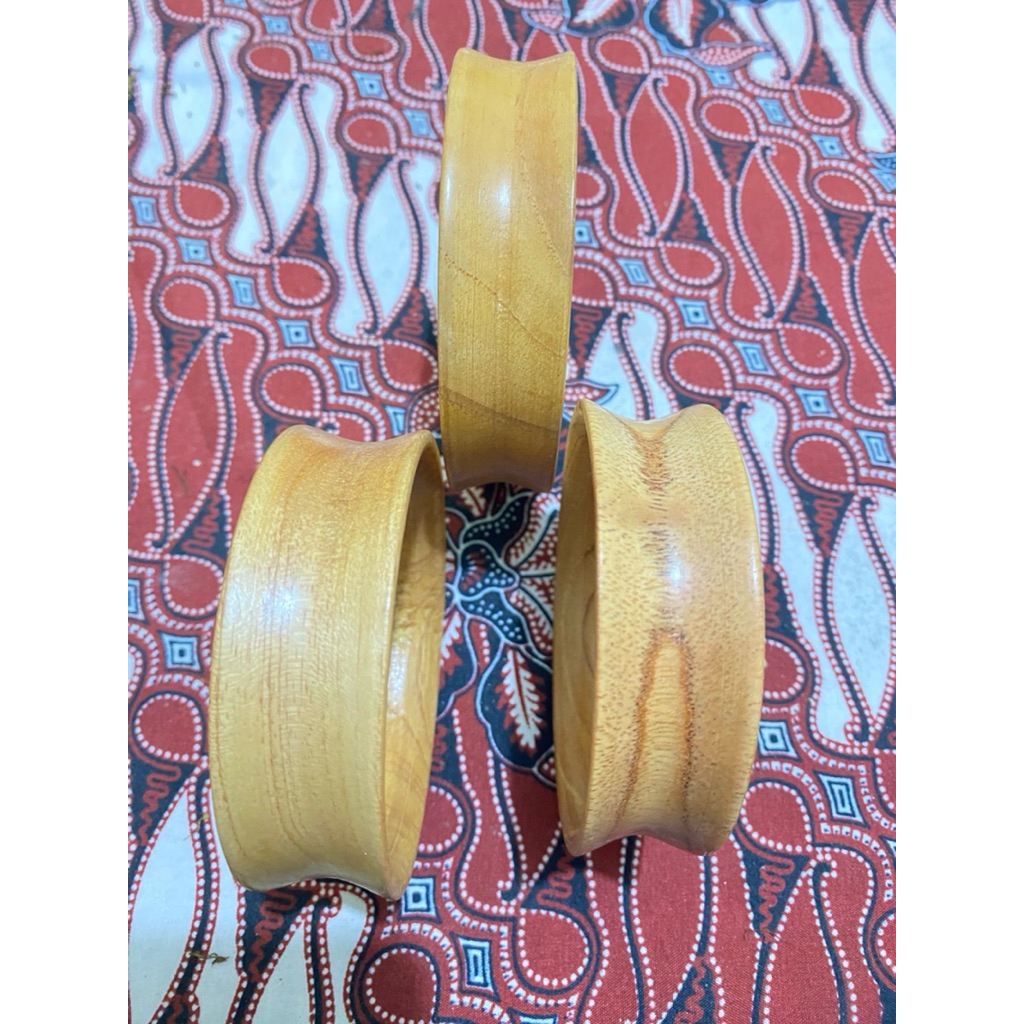 gulungan senar ,golak,ukelan ,gulungan kayu