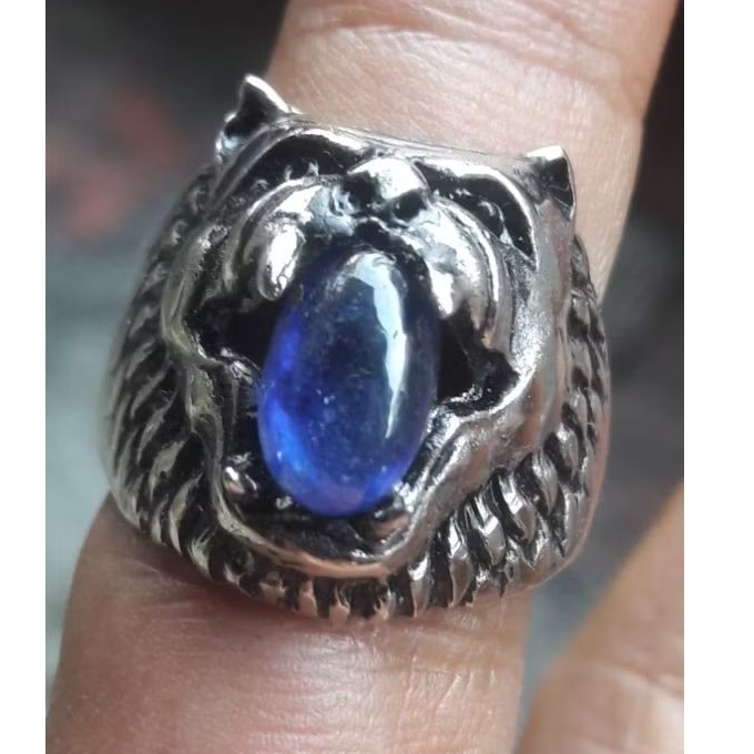 natural blue sapphire