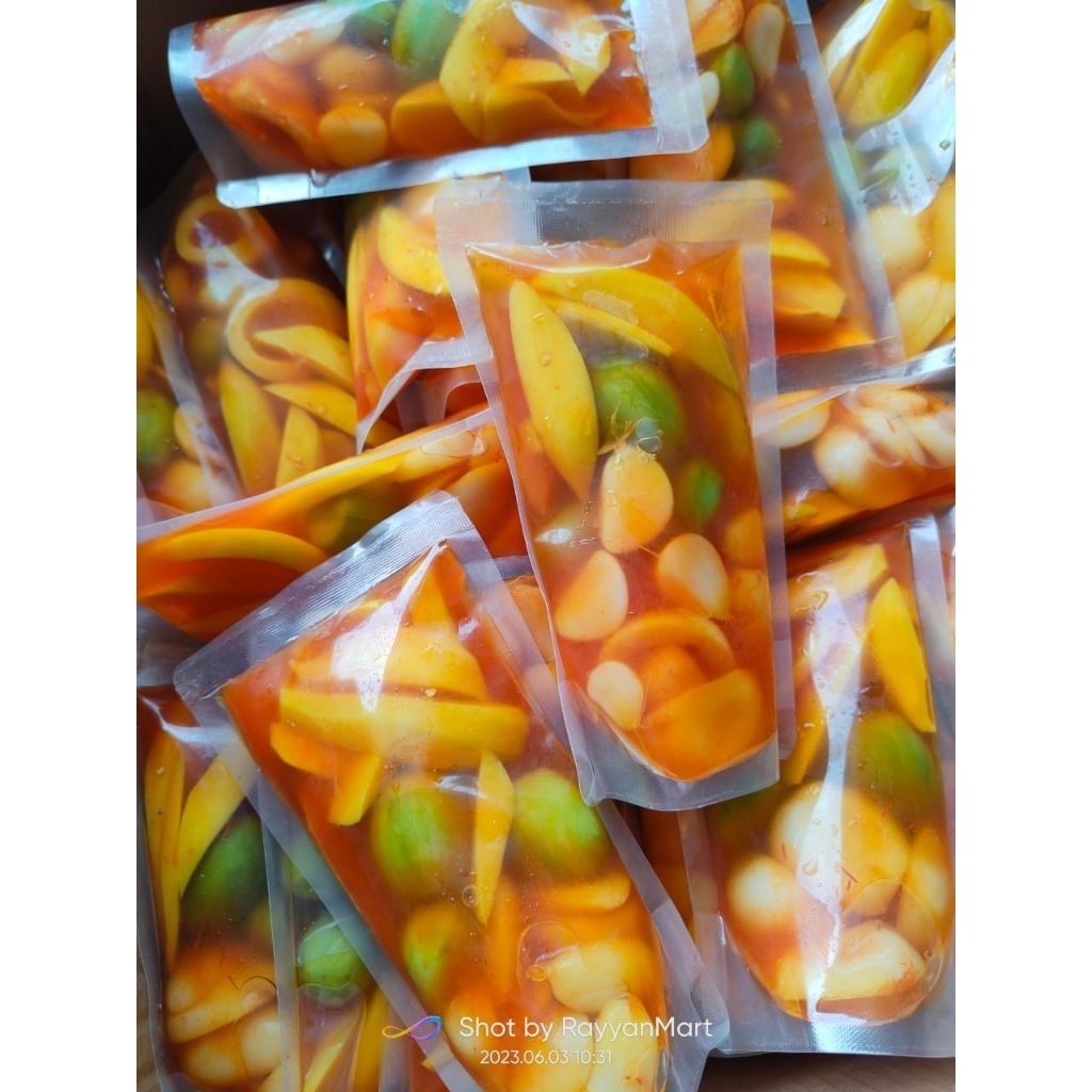 

MANISAN BUAH MIX SEGAARRRR