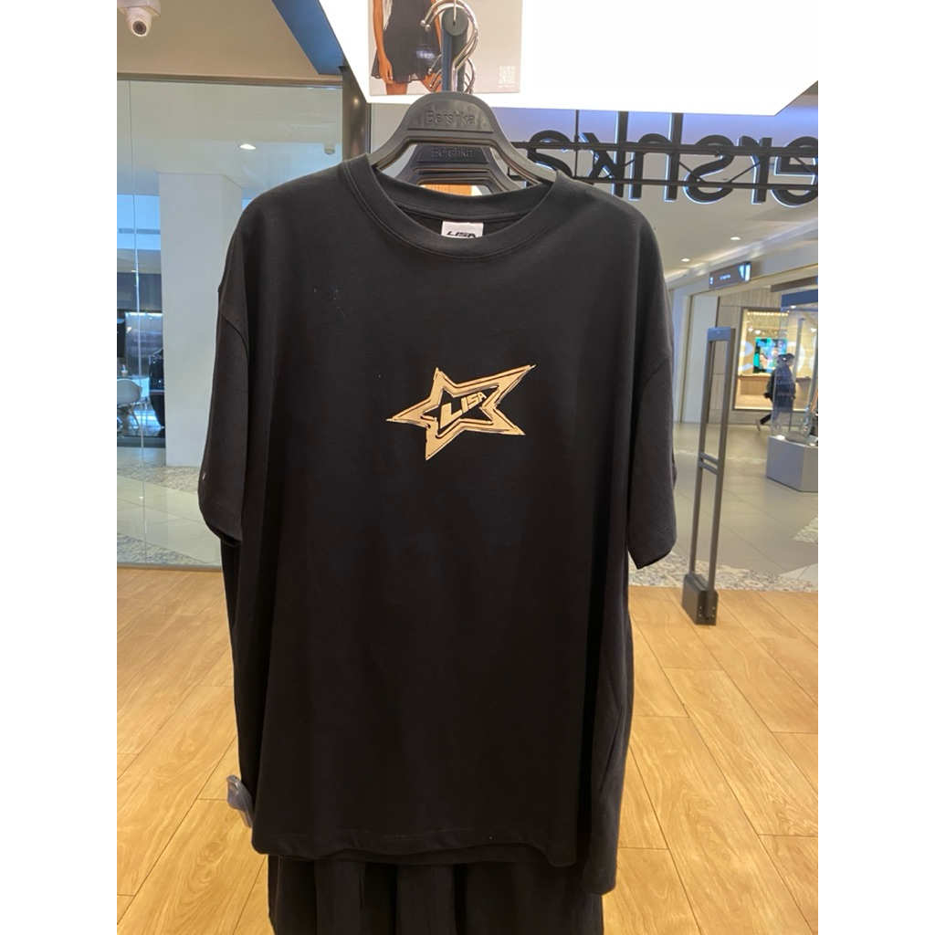 [JASTIP] T-Shirt Bershka Lisa AlterEgo