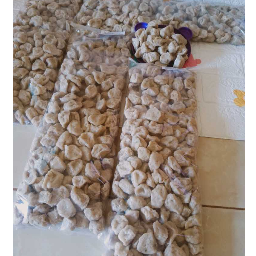 

Bakso Goreng Isi 100 Pcs Basmut Bacimut BEUKAH / MEKAR DAUN JERUK mini Mentah Gurih GRATIS Saos TERMURAH