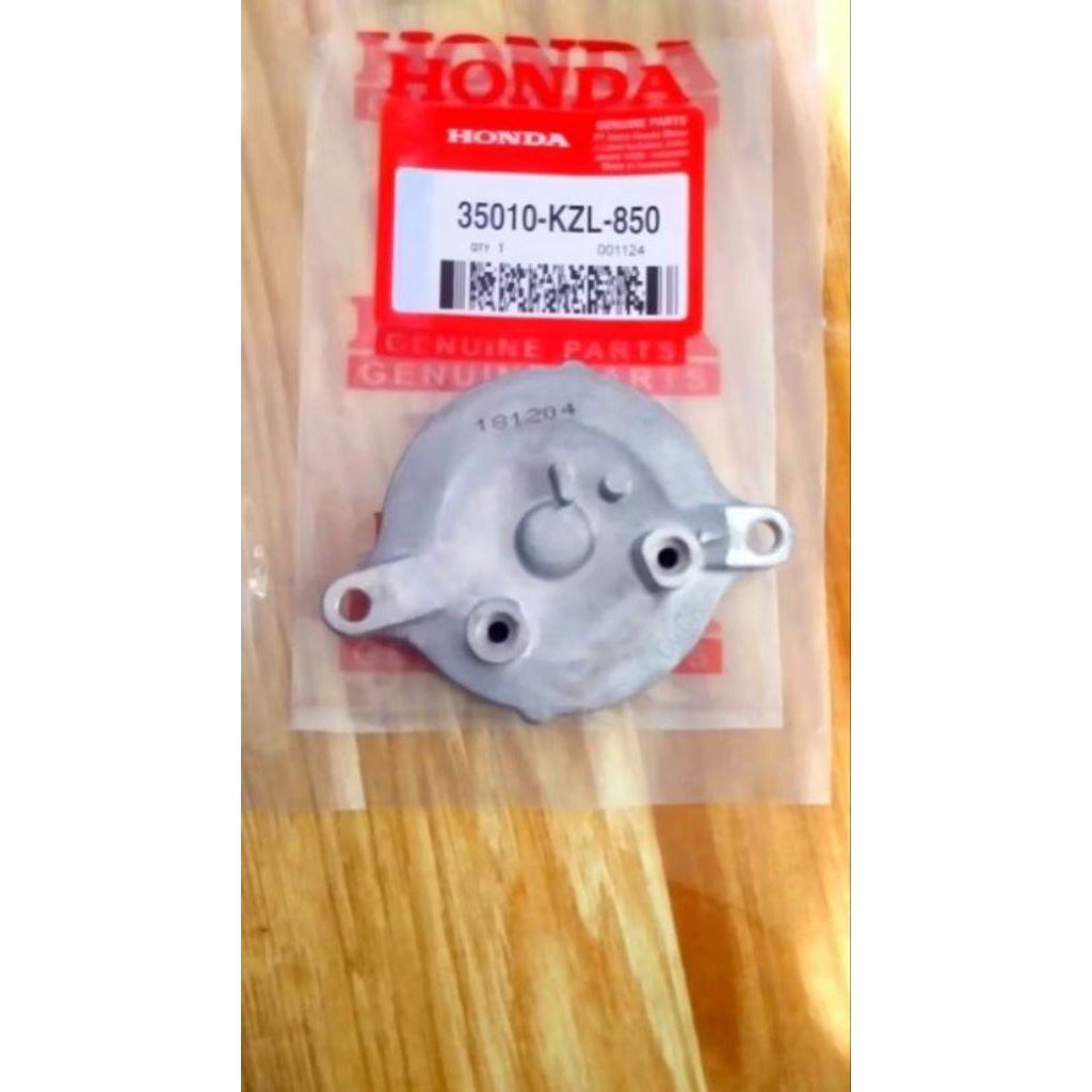 TUTUP POMPA OLI KZL BEAT SCOOPY  SPACY ORI