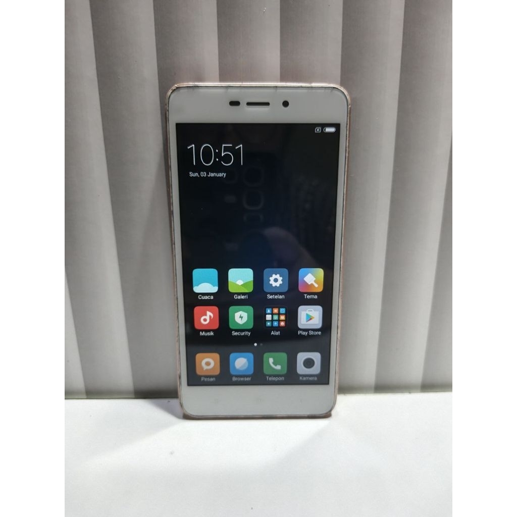 HP SECOND XIAOMI REDMI 4A (4G) RAM 2/16GB ANDROID MURAH SIAP PAKAI
