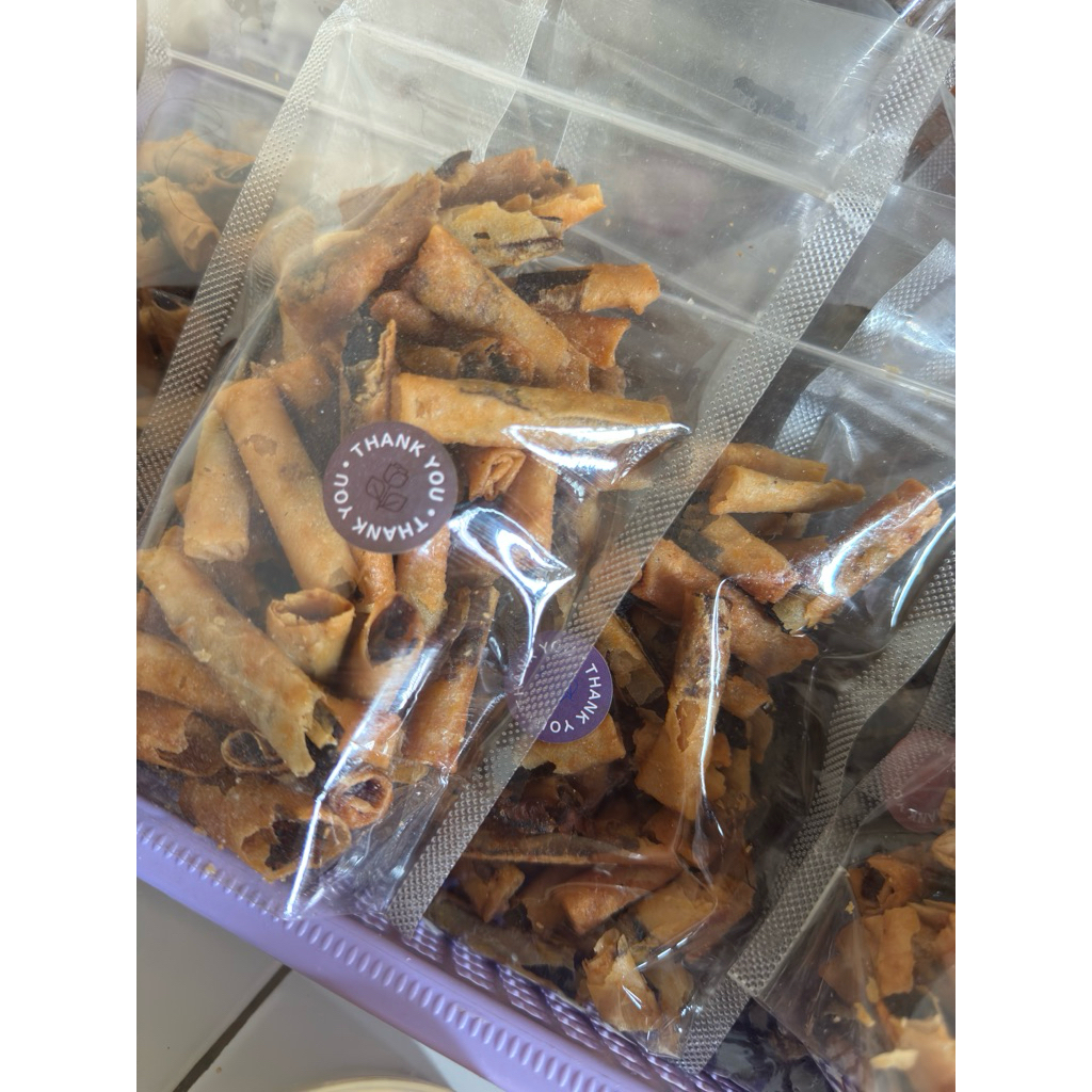 

LUMPIA PISANG SALE 1KG