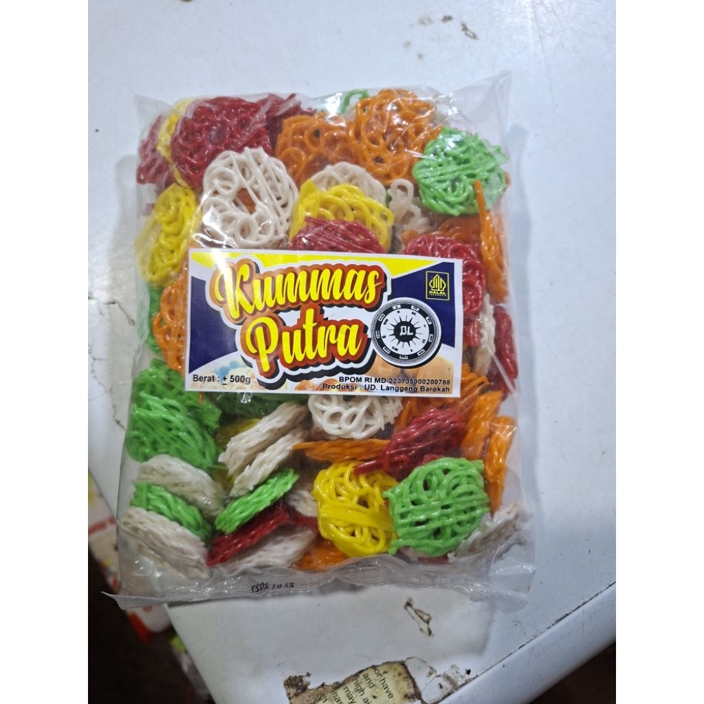 

KERUPUK SEBLAK RAFAEL WARNA WARNI 500 GRAM