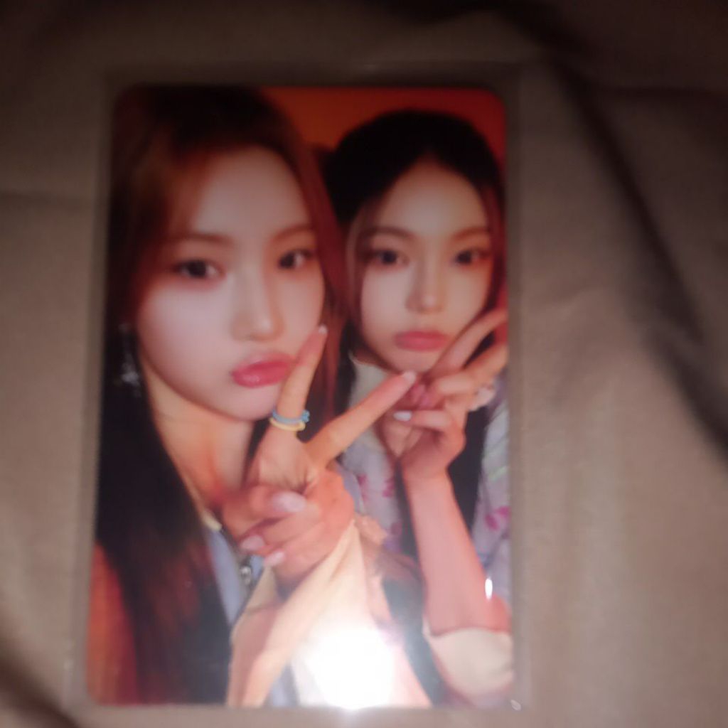 [OFFICIAL] photocard hearts2hearts juun ian